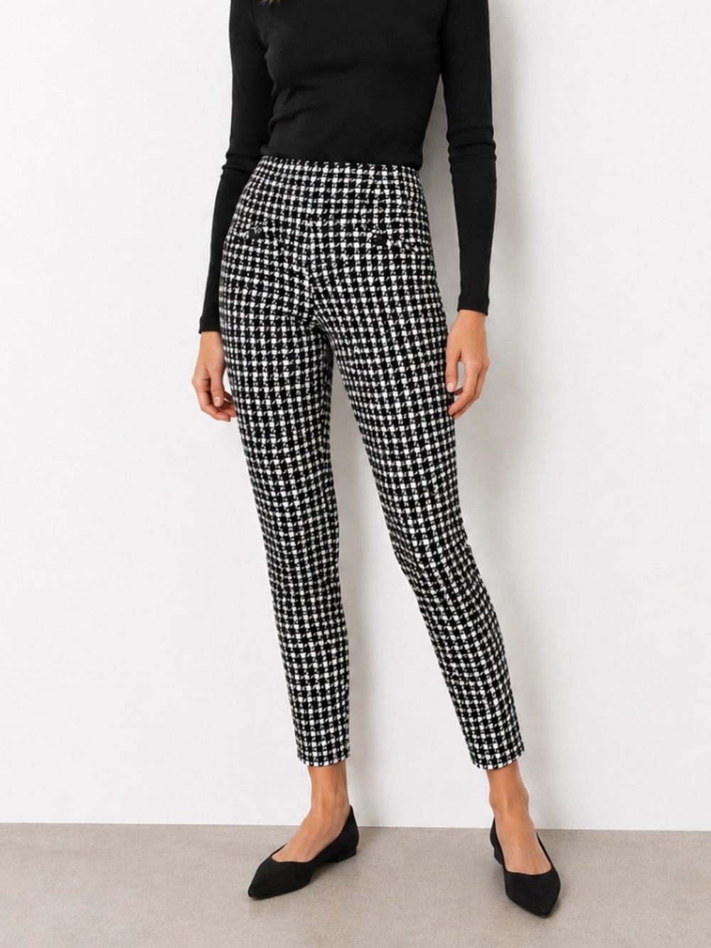 SOHO APPAREL Plaid Black White High Rise Stretch Knit Pull On Pant Size S EUC